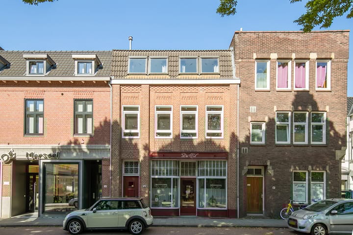 Foto 1 van Benzenraderweg 20