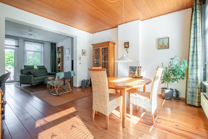 Foto 10 van Benzenraderweg 20