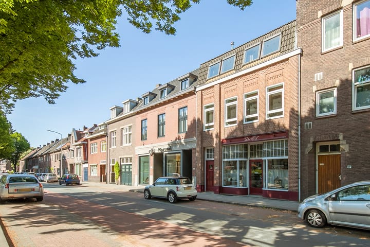 Foto 29 van Benzenraderweg 20