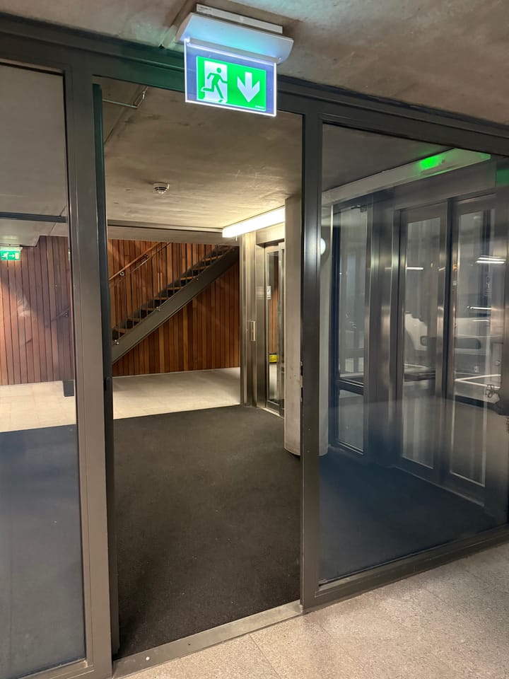 Foto 3 van Barentszplein 4-A