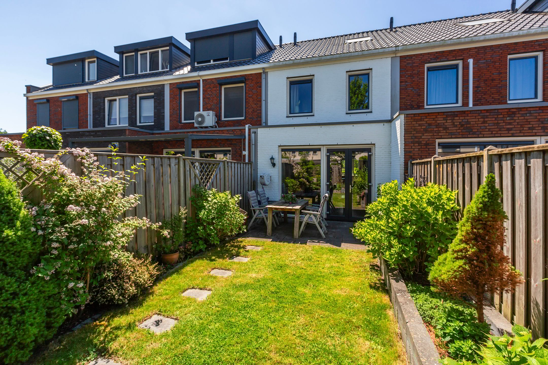 Photo 18 of Houtblazerspad 103