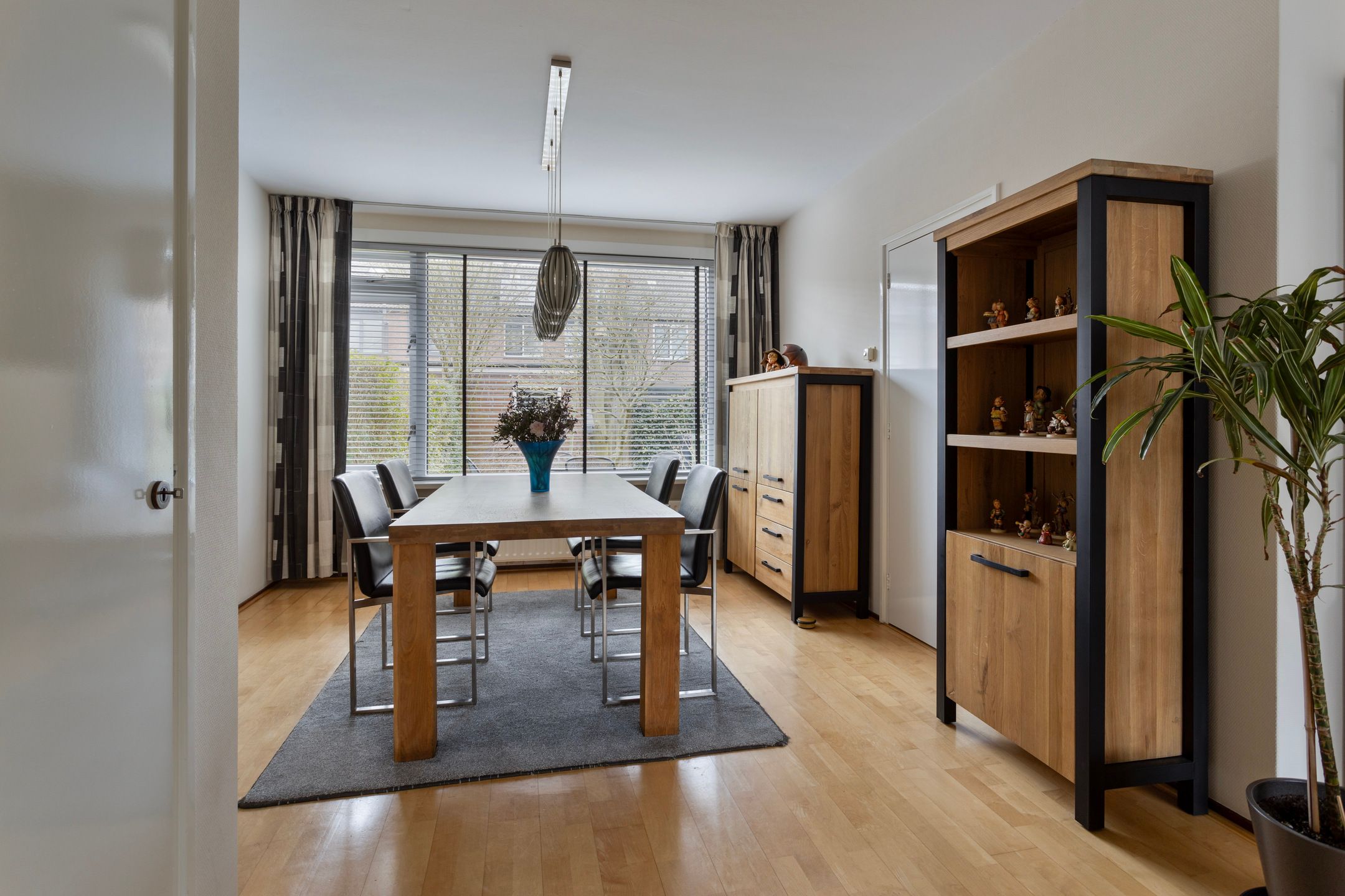 Foto 6 van Balsemkruid 97