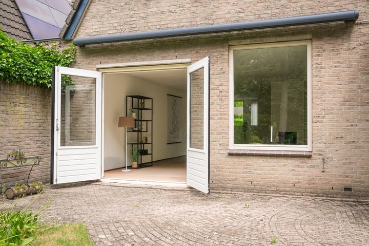 Foto 30 van Van Beethovenstraat 42