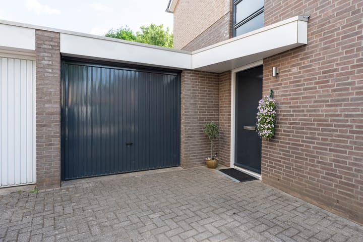 Foto 7 van Saffierstraat 12