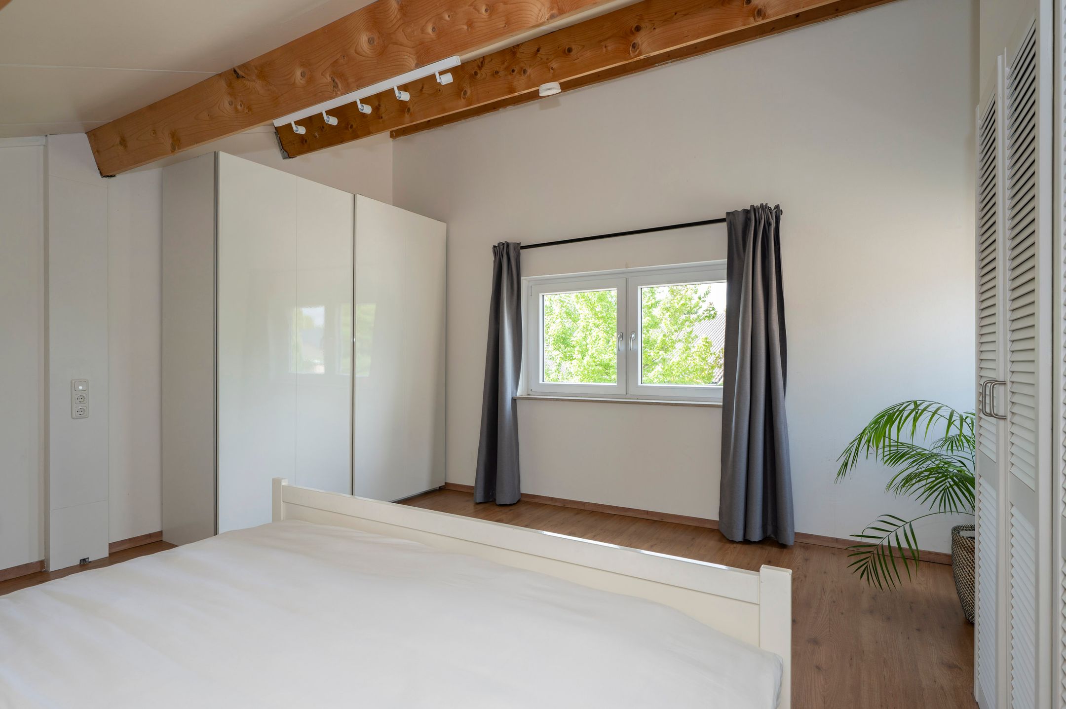 Foto 33 van Saffierstraat 12