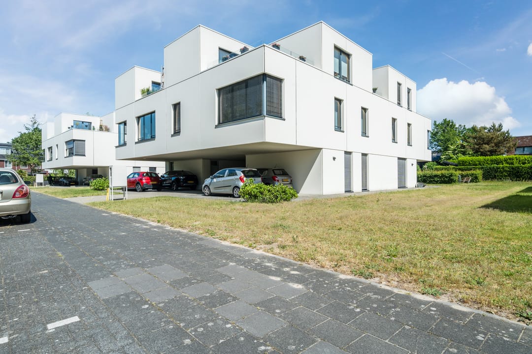 Foto 2 van Orkaden 64