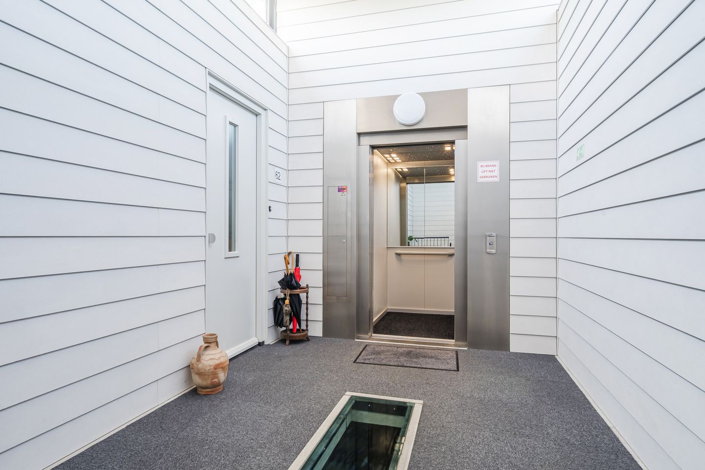 Foto 5 van Orkaden 64