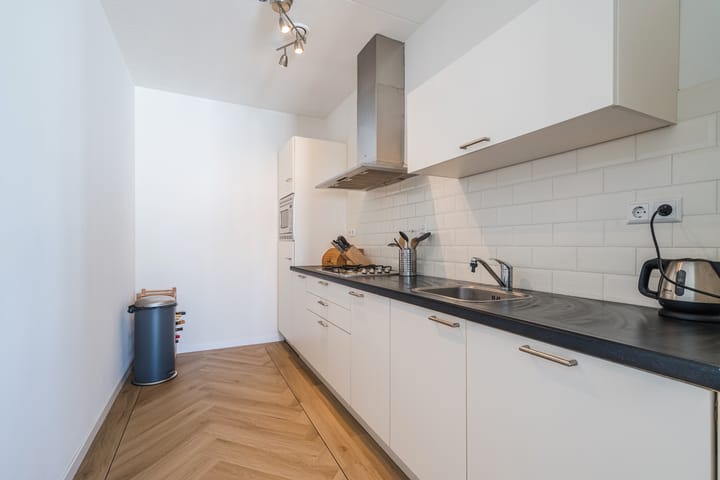 Foto 12 van Orkaden 64