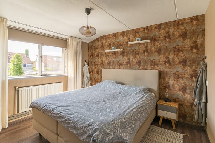 Photo 24 of Weidevogellaan 63