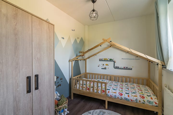 Photo 27 of Weidevogellaan 63