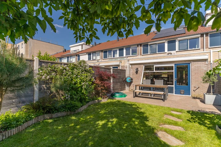 Photo 45 of Weidevogellaan 63