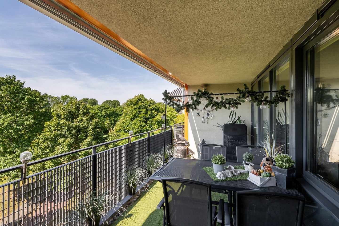 Photo 4 of Frank van Borselenstraat 29-B