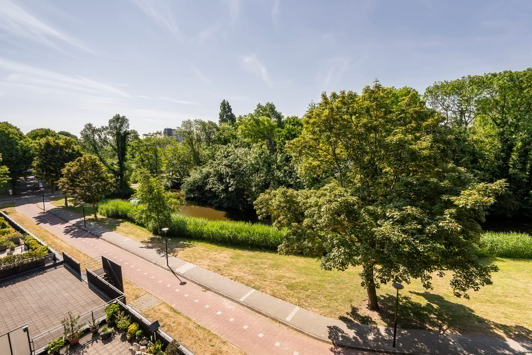 Photo 17 of Frank van Borselenstraat 29-B