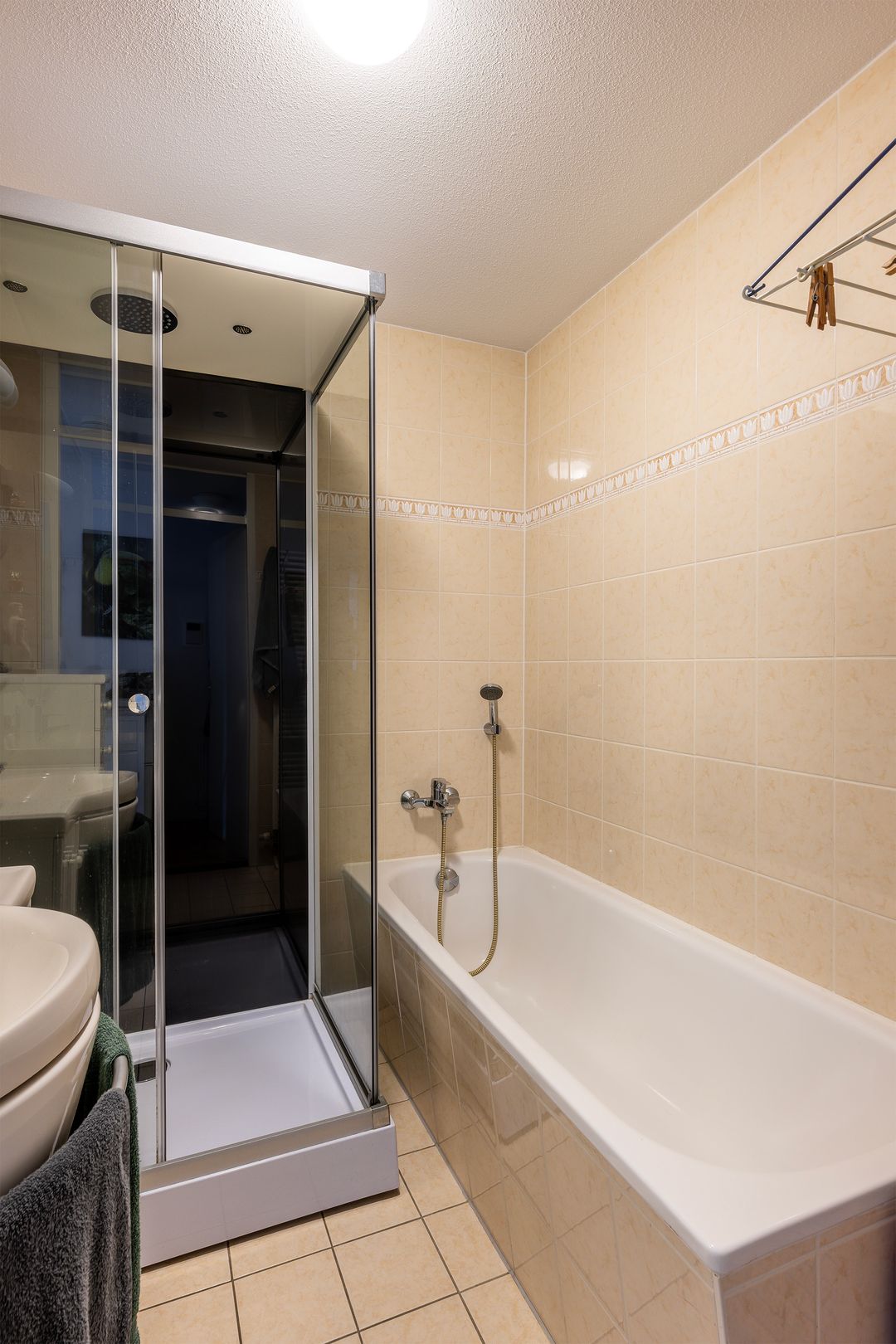 Photo 22 of Frank van Borselenstraat 29-B