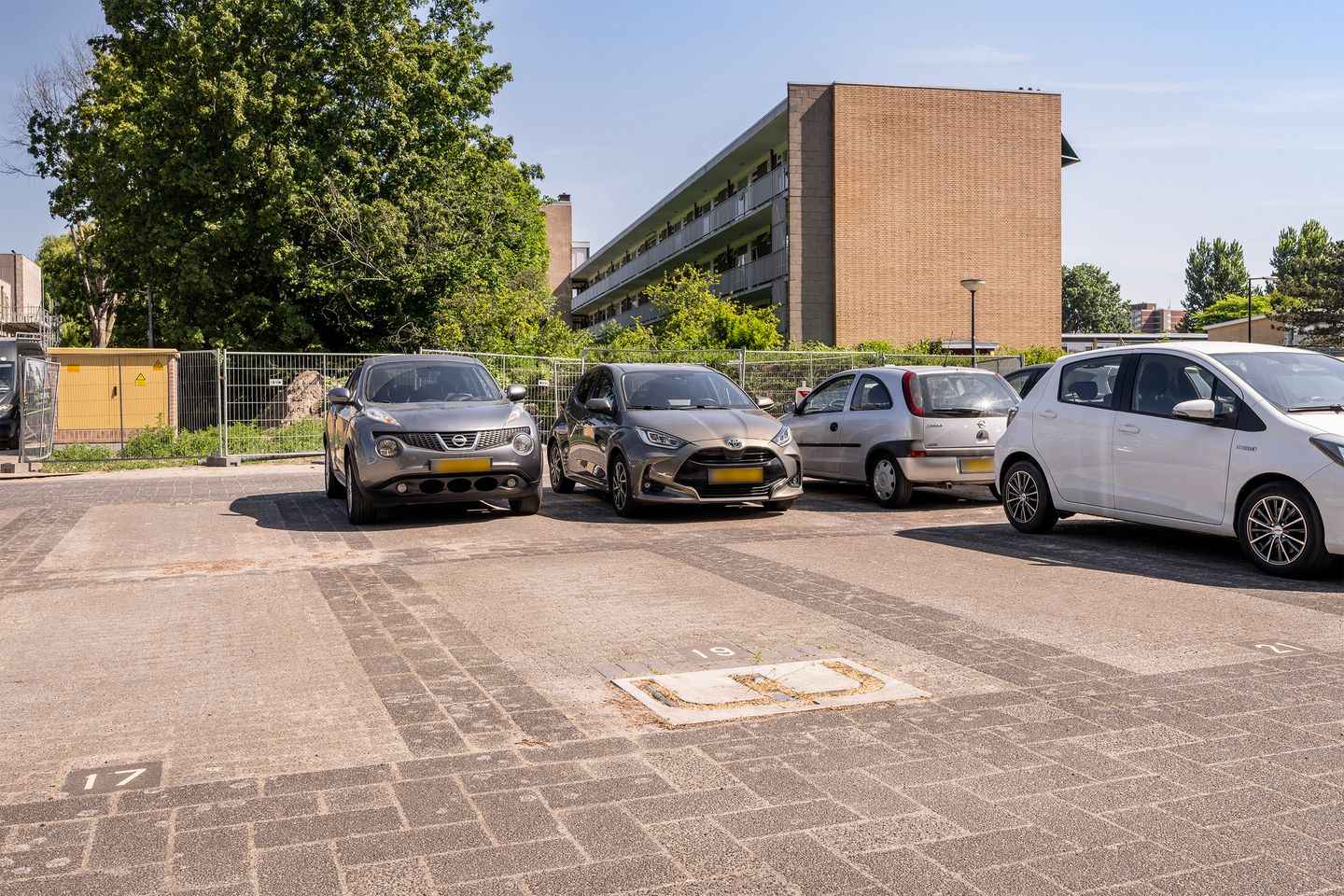 Photo 29 of Frank van Borselenstraat 29-B