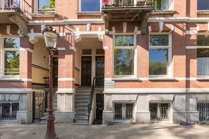 Photo 3 of Nicolaas Witsenkade 13-H