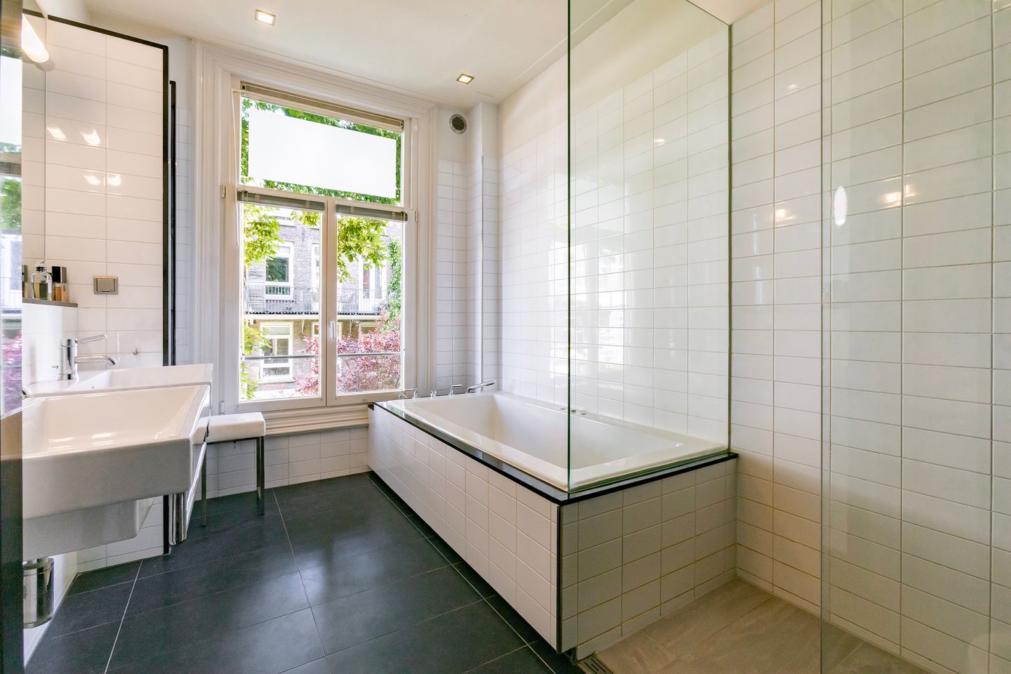 Foto 34 van Nicolaas Witsenkade 13-H