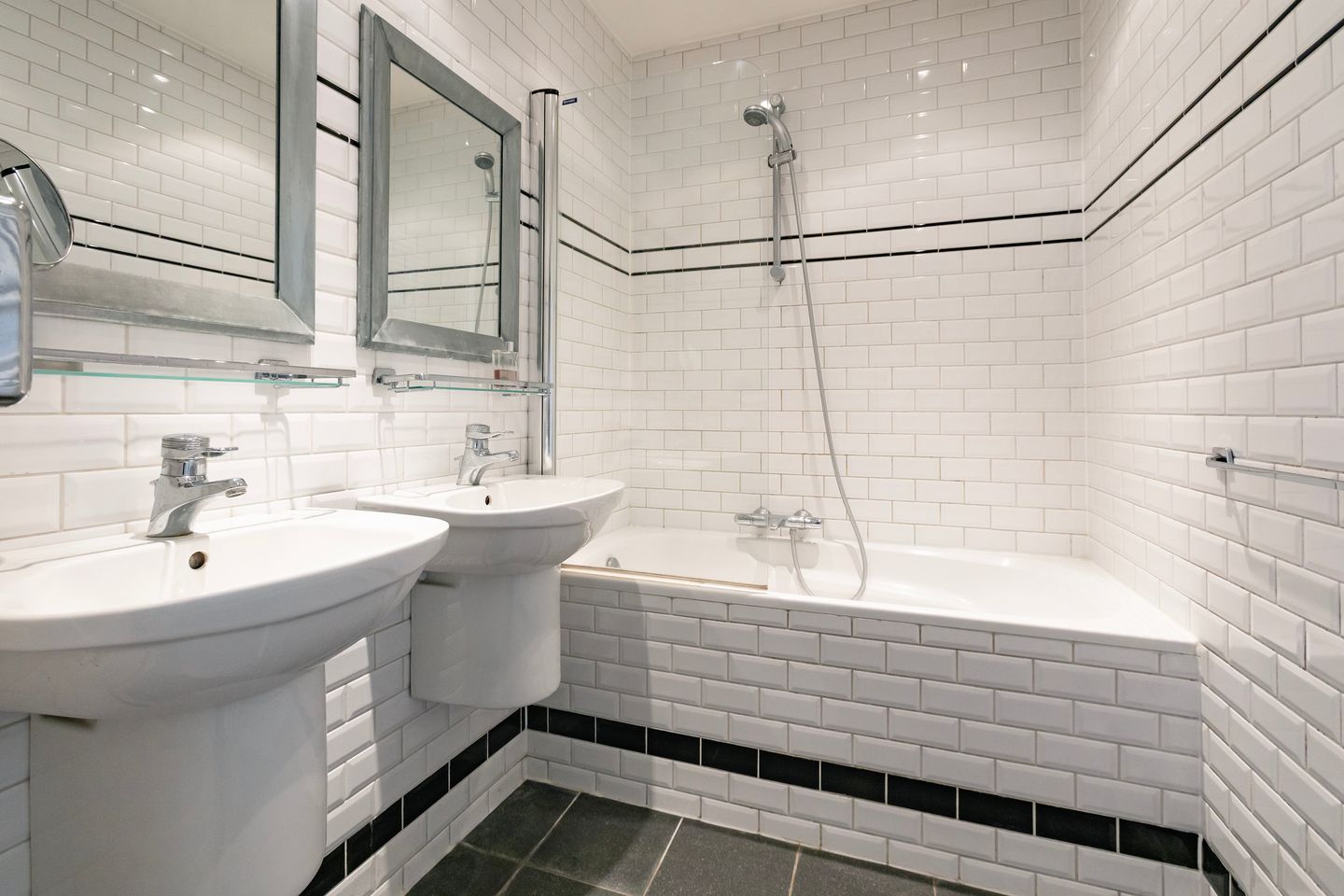 Foto 49 van Nicolaas Witsenkade 13-H