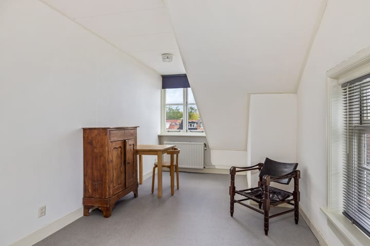 Photo 37 of Mr. P.J. Troelstraweg 30