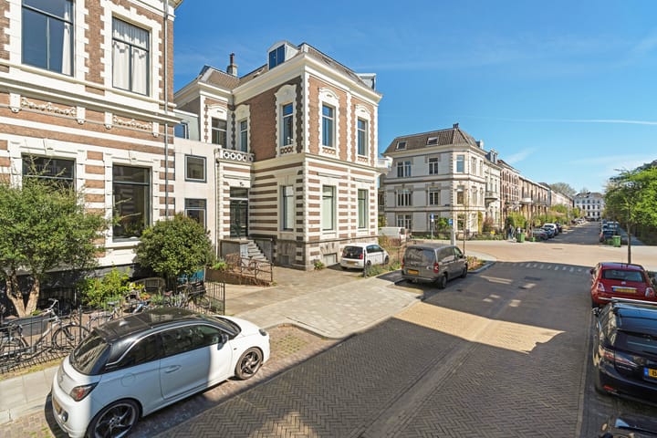 Photo 3 of Parkstraat 47-2