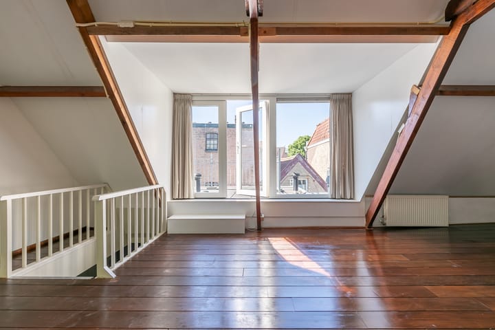 Foto 11 van Zuidsingel 7-B