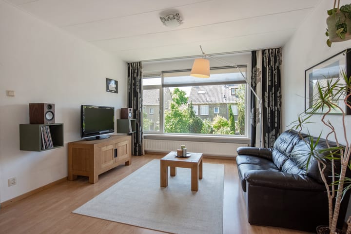 Foto 2 van van Hardenbroeklaan 51