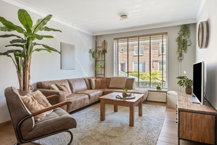 Foto 2 van Rector Beversstraat 57