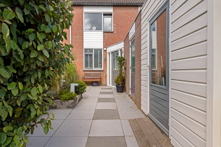 Photo 2 of Delving 68