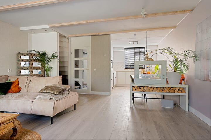 Photo 6 of Delving 68