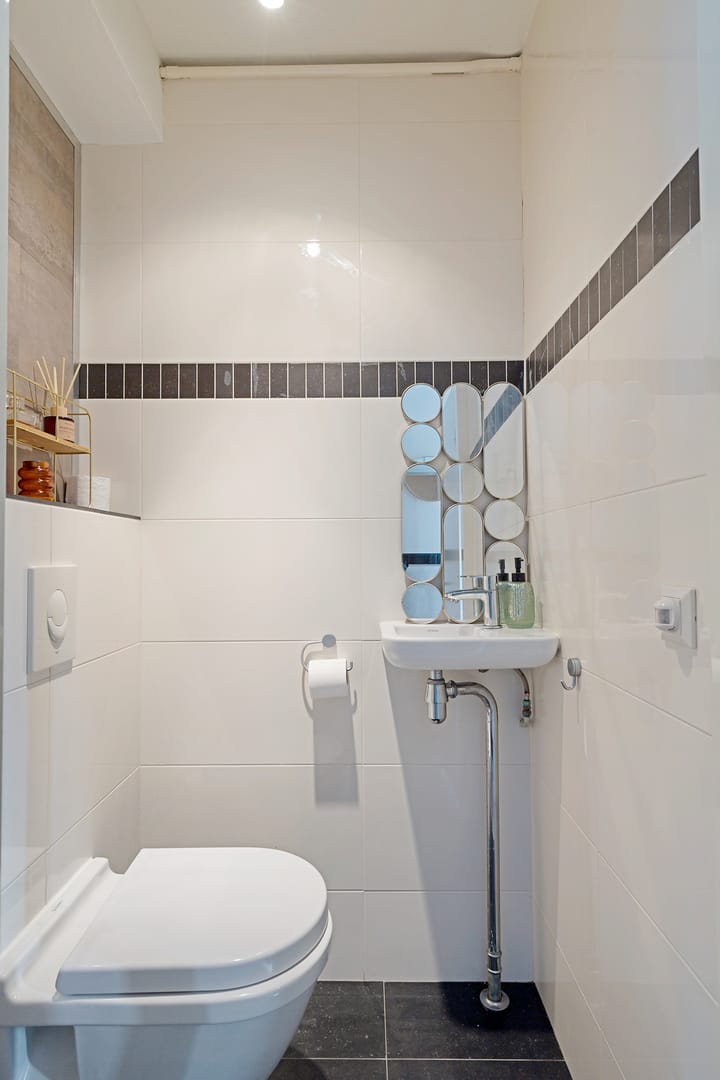 Photo 18 of Delving 68