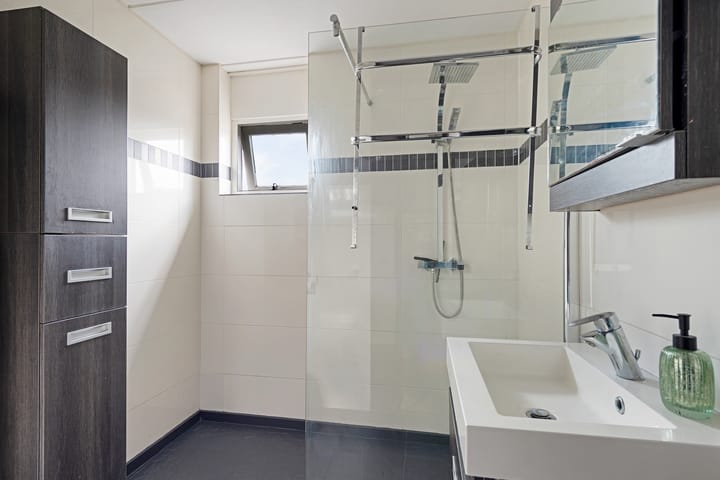 Photo 25 of Delving 68