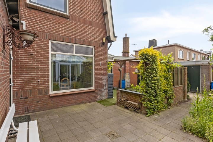 Foto 40 van Castorweg 257