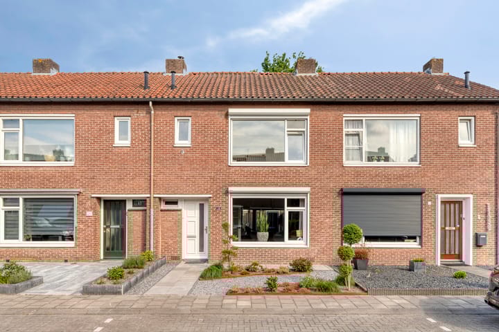 Bekijk foto van C.L. Bressersstraat 16