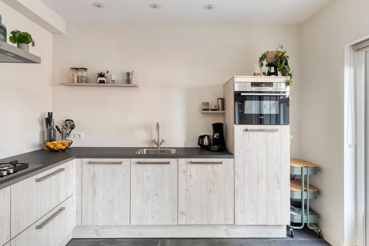 Photo 13 of C.L. Bressersstraat 16