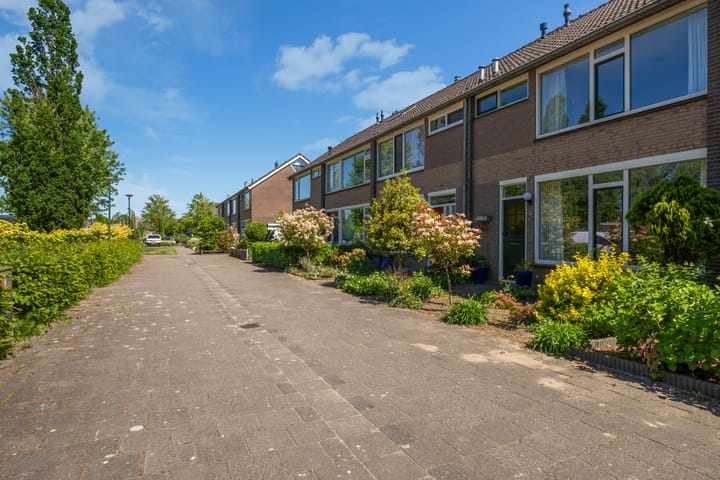 Foto 2 van Prins Clausstraat 3