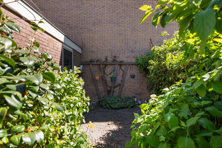 Foto 22 van Prins Clausstraat 3