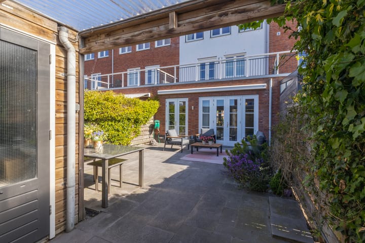 Photo 13 of Fossa 11