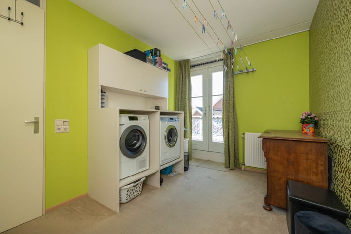 Photo 18 of Fossa 11