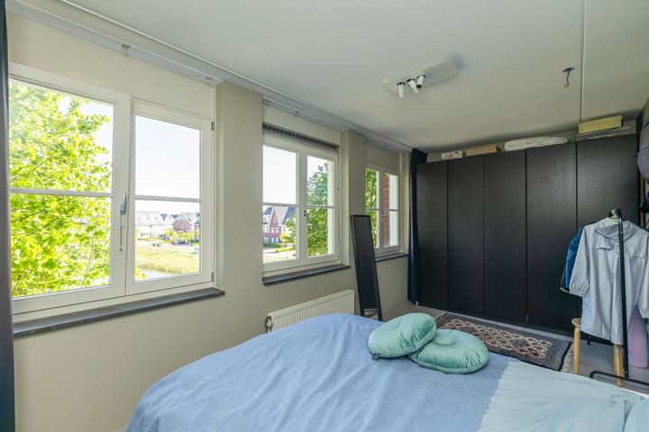 Photo 25 of Fossa 11