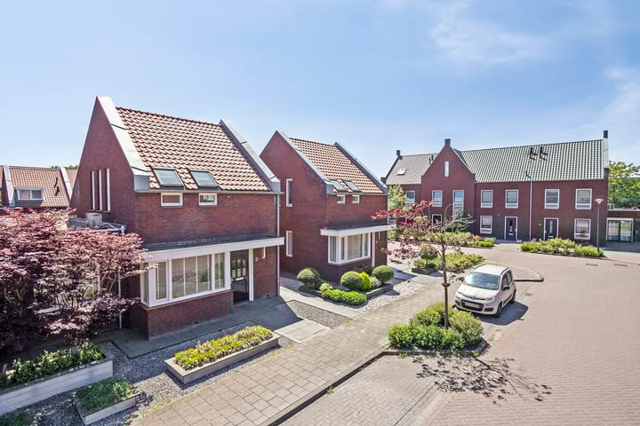 Foto 28 van Houtwolstraat 9