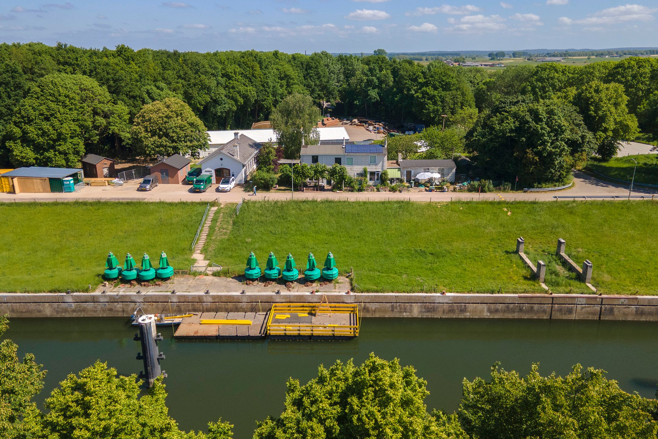 Foto 36 van Prinses Marijkesluisweg 5