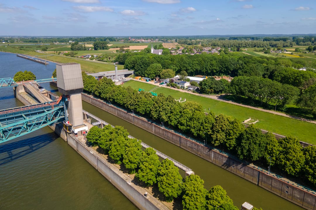 Foto 62 van Prinses Marijkesluisweg 5