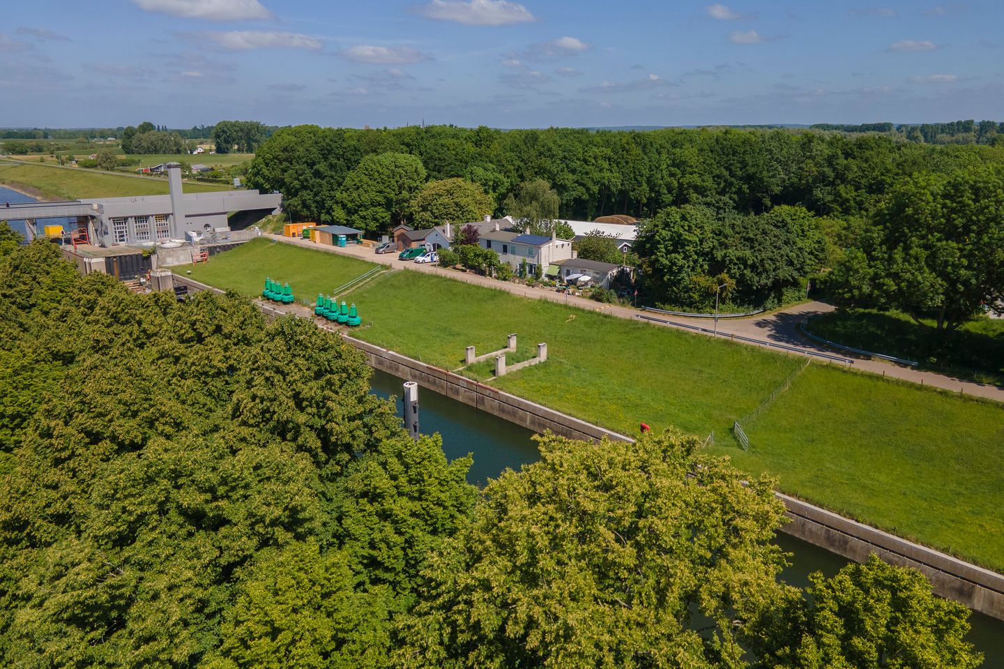 Foto 64 van Prinses Marijkesluisweg 5