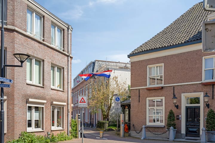 Foto 22 van Monsterstraat 4-H