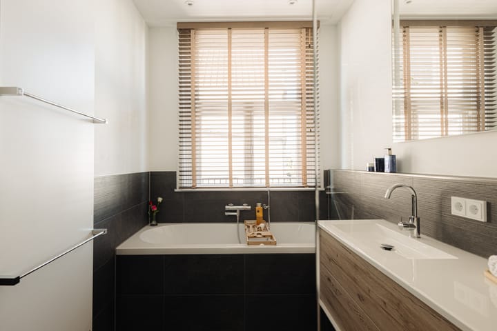 Foto 13 van Jacob Obrechtstraat 18-2