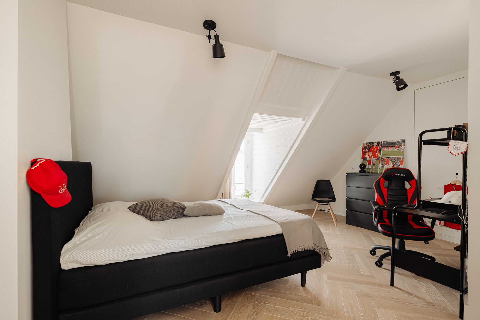 Foto 18 van Jacob Obrechtstraat 18-2