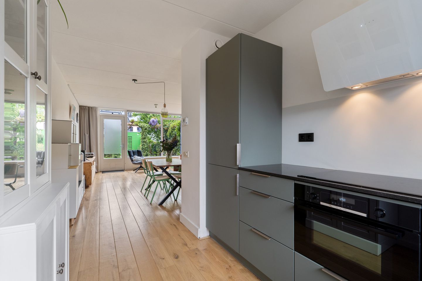 Foto 4 van J.P. Coenstraat 32