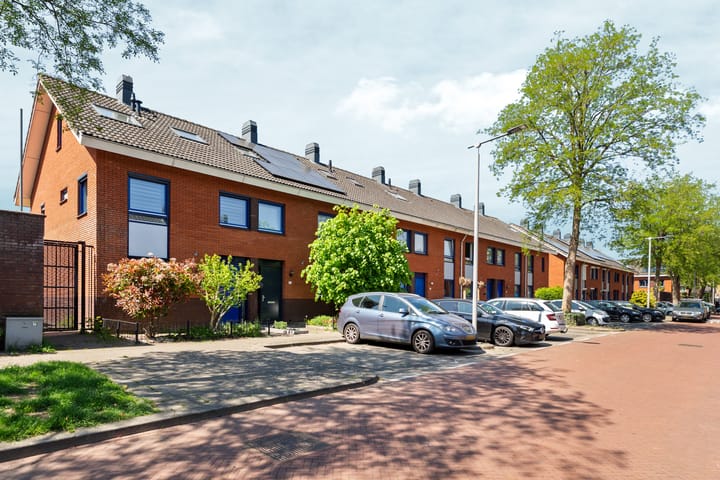 Foto 42 van J.P. Coenstraat 32