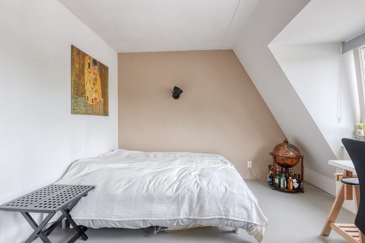 Foto 32 van Venestraat 15