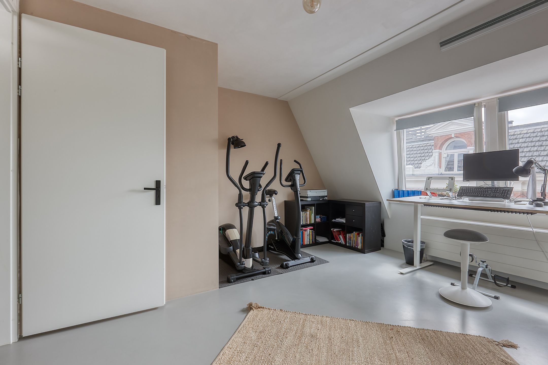 Foto 36 van Venestraat 15